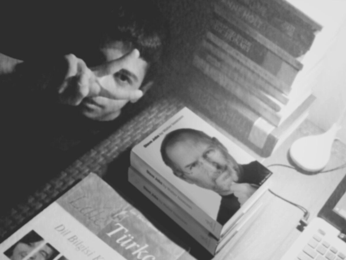 2015 — Trying To Know Who The Hell Is "Steve Jobs"